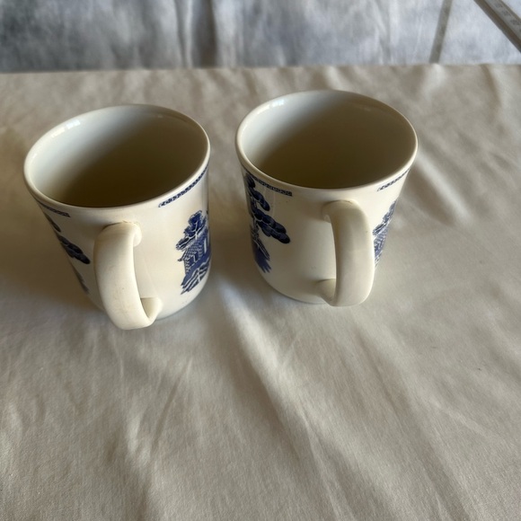 SET OF 2 COFFEE MUGS VINTAGE MADE IN ENGLAND CHURCHILL WILLOW BLUE - Picture 5 of 10